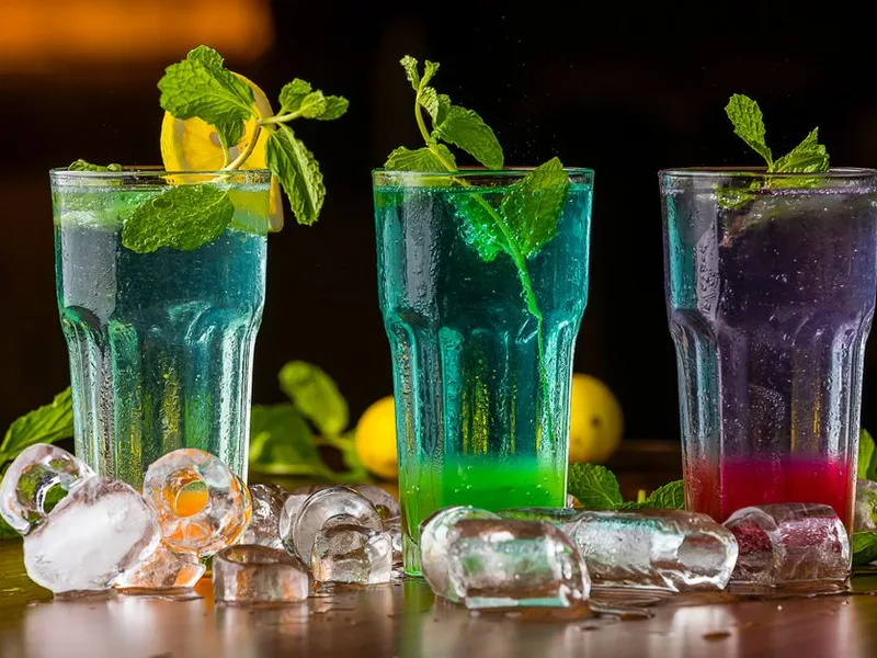 Photo d'illustration — cocktails à base de Curaçao bleu